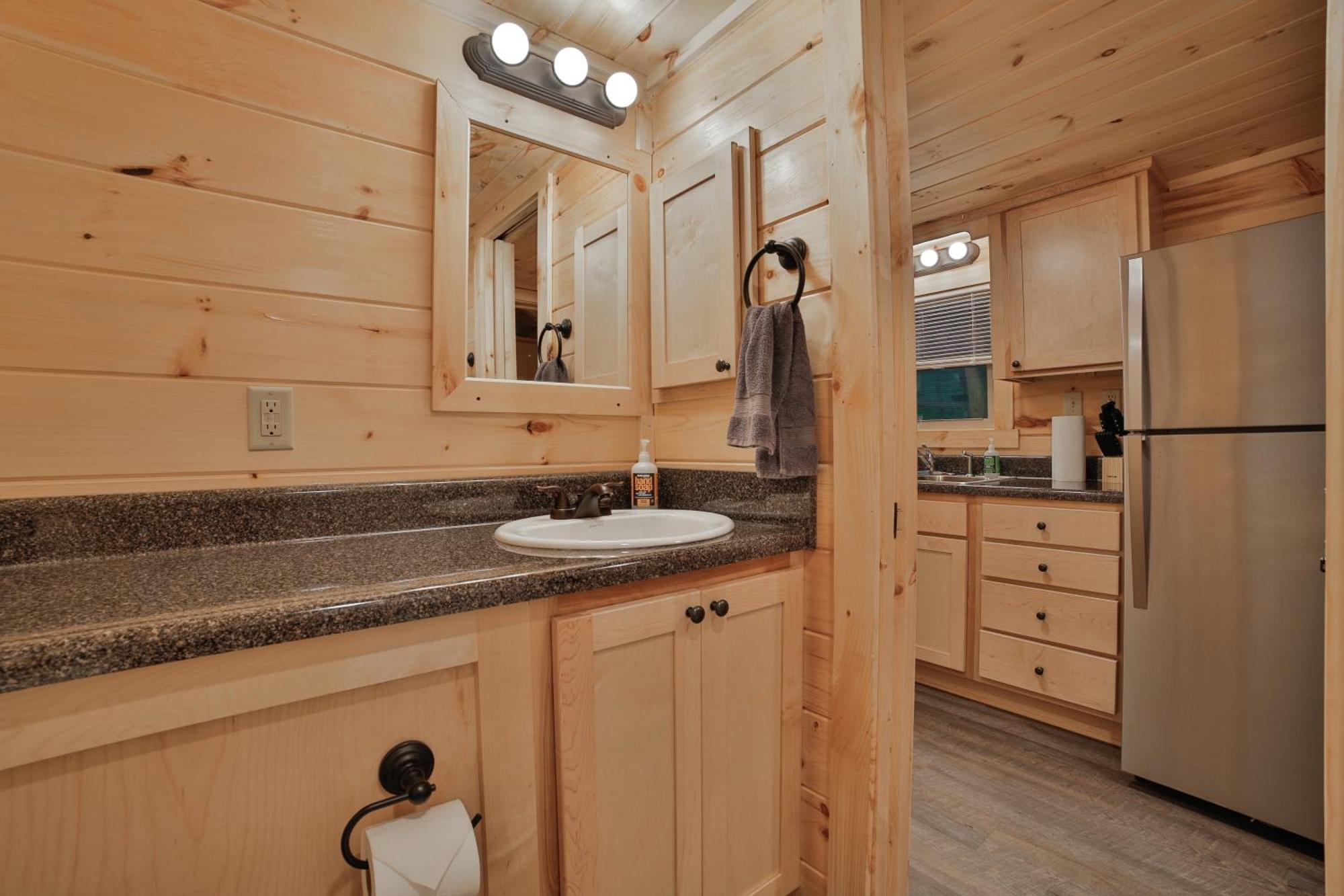 River Cabin Hot Tub & Swim Spa Near Downtown Chattanooga Ngoại thất bức ảnh